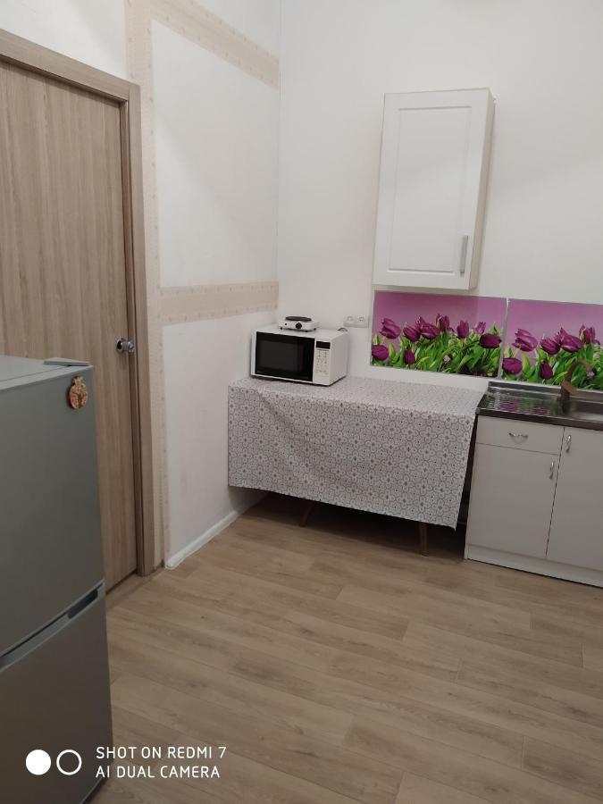 Silviya Apartment In The Center 耶烈万 外观 照片
